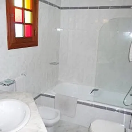 *****villa De Mon Max. 8 Personen, Meerblick + Pool Villa