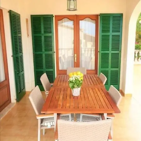 Villa *****villa De Mon Max. 8 Personen, Meerblick + Pool