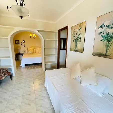 Villa *****villa De Mon Max. 8 Personen, Meerblick + Pool *